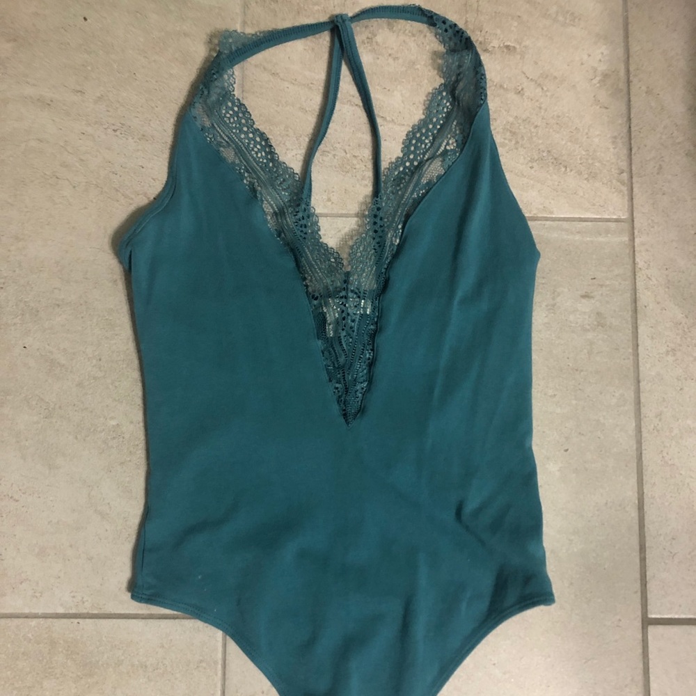 NWOT express lace bodysuit